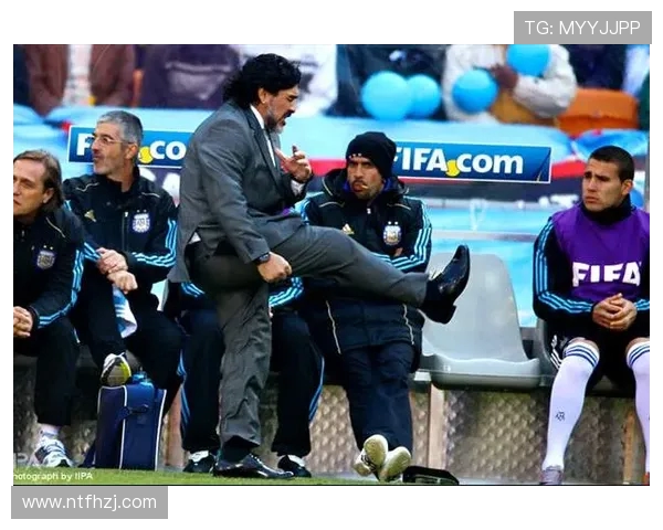 武汉排球队进攻战术解析与球队发展动态全景探讨